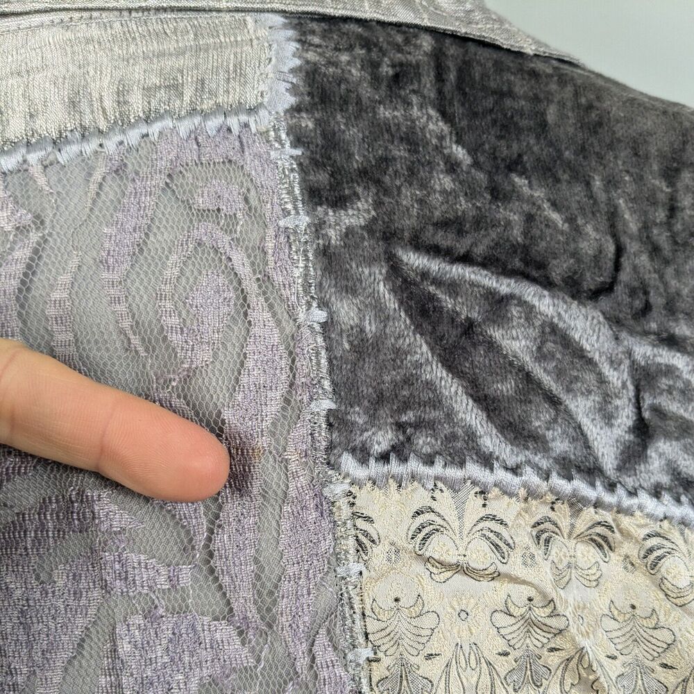 Y2K Patchwork Velvet Jacket XS Gray Silver Lace 90s Eclectic Artsy Whimsigoth - Picture 16 of 16
